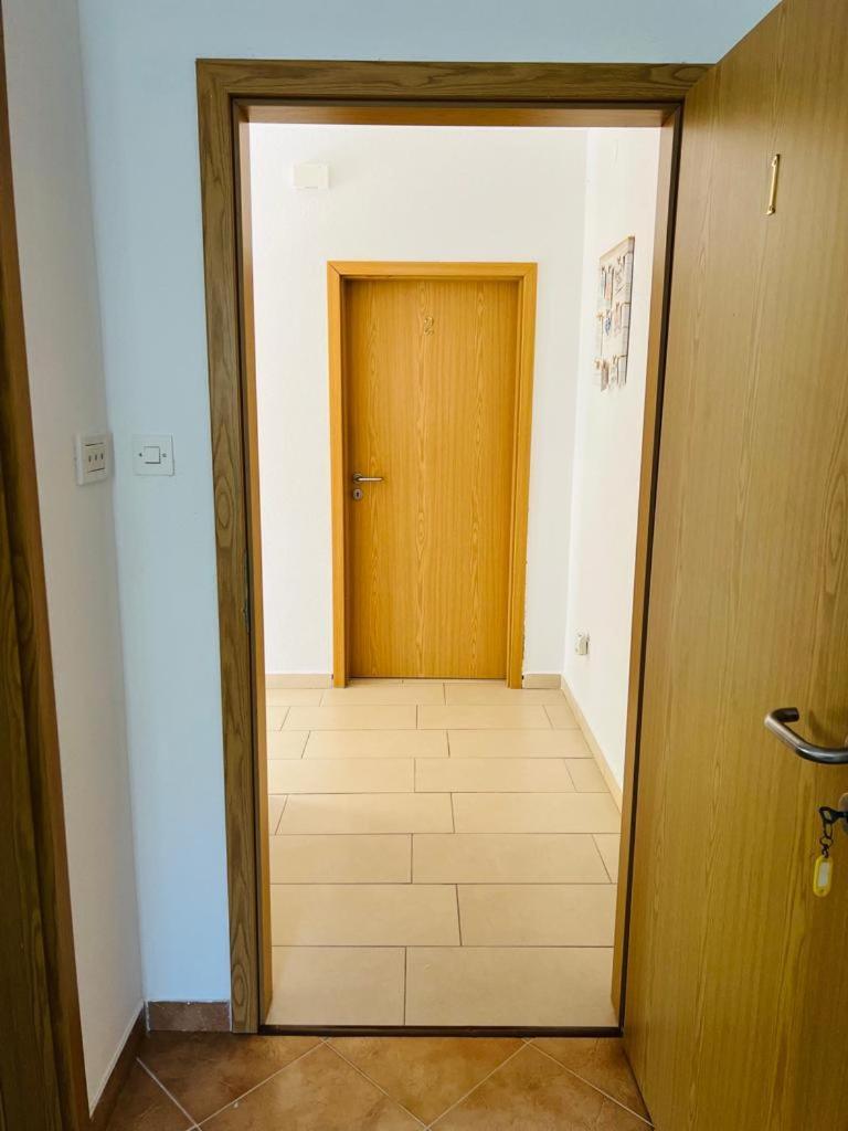 Adela Apartment
