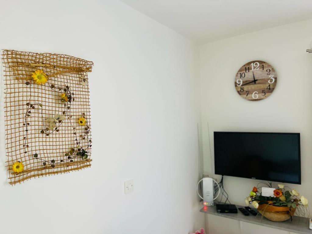 Adela Apartment