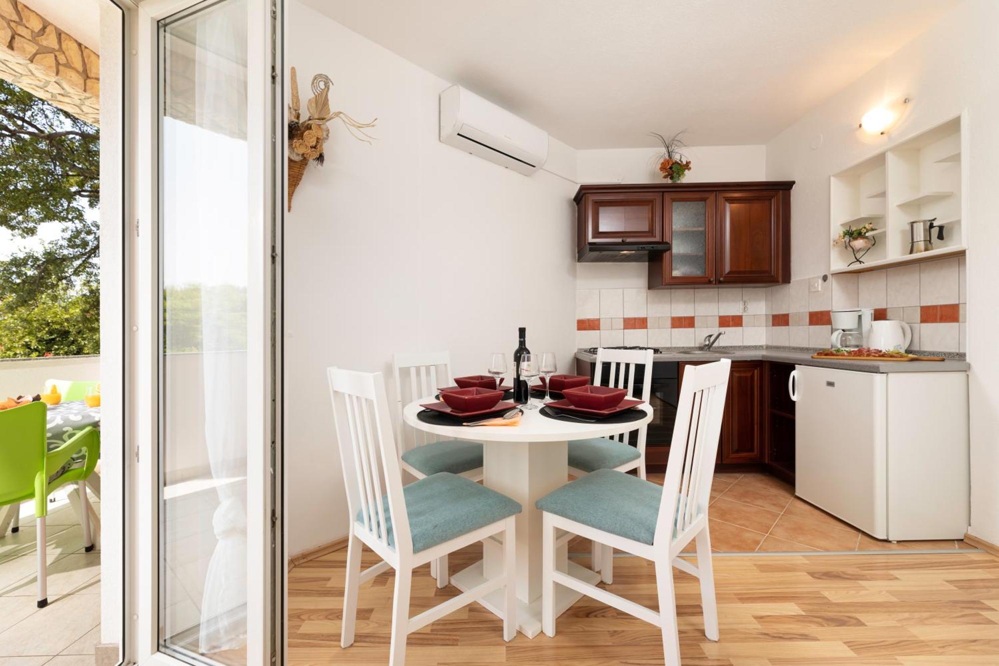 Adela Apartment Polje (Krk)